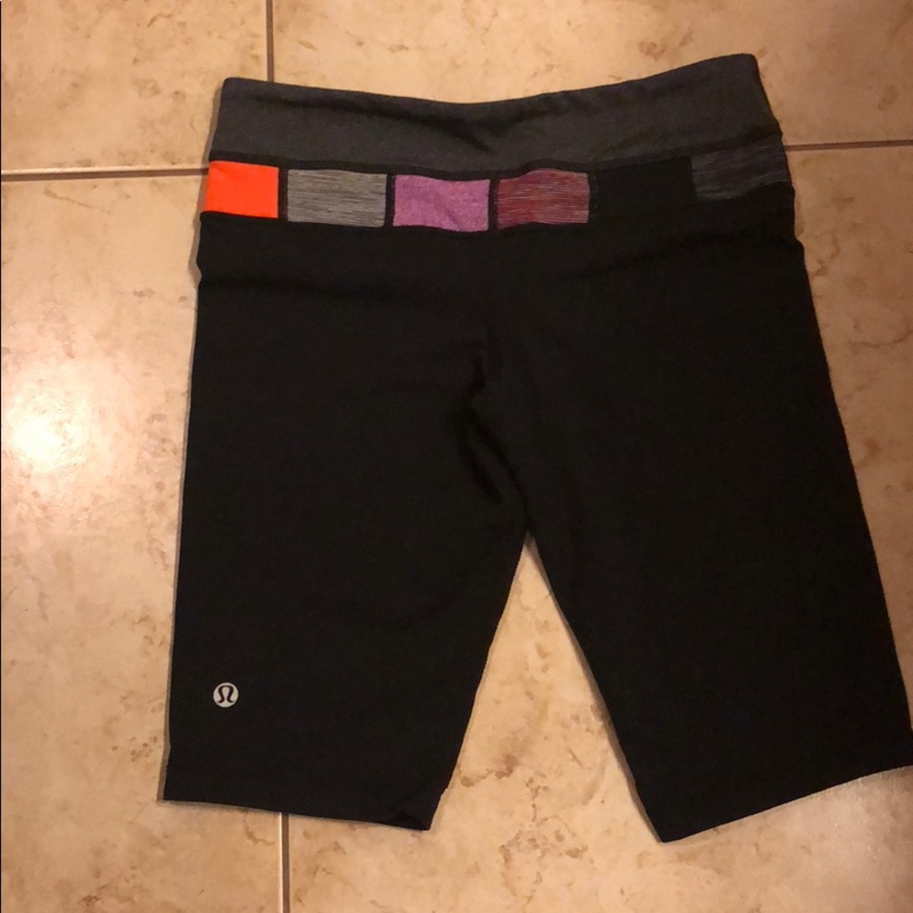 Lululemon Stretch Run Shorts .Reversible) SZ 4